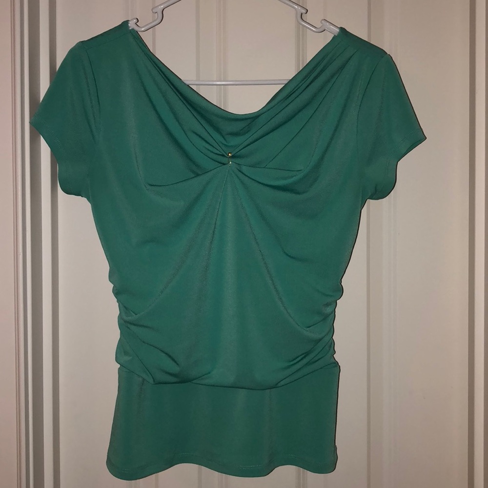 Teal top